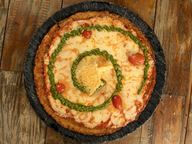 Pizza Margueritzza é o carro-chefe da casa, especializada em massas saudáveis e saborosas Reprodução/Ittza