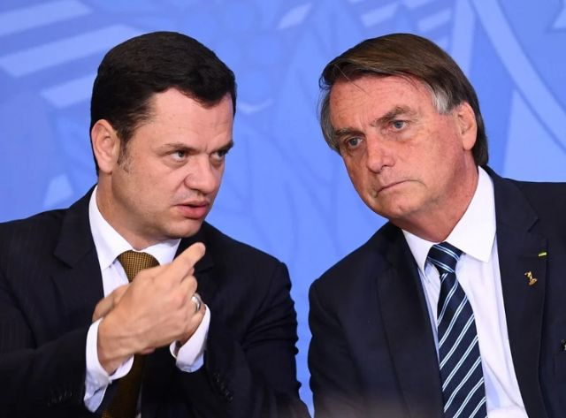 Anderson Torres e Jair Bolsonaro AFP