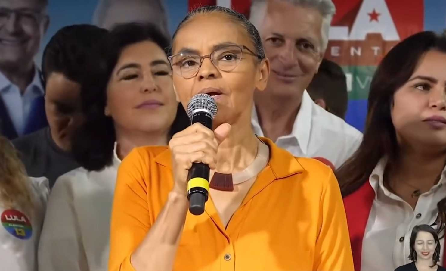 A deputada foi vítima de insultos motivados por questões políticas Reprodução