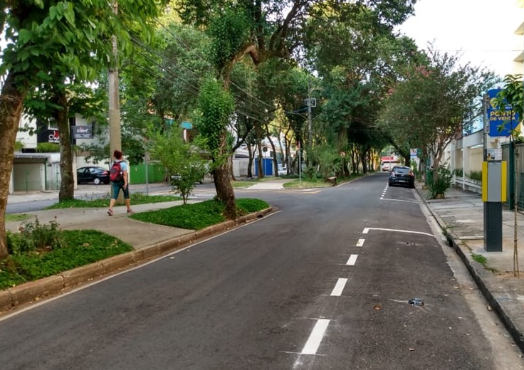 Morador de rua teve o corpo queimado na avenida Tívoli  Divulgação/PMSJC