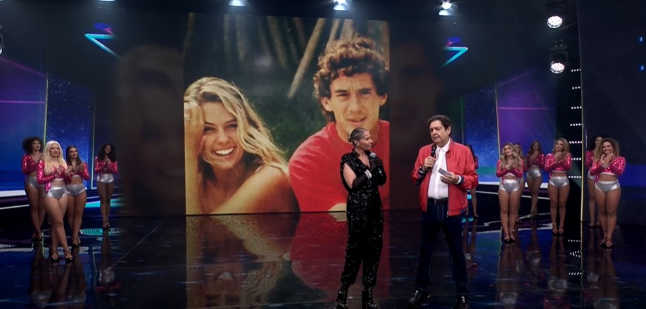 Adriane Galisteu e Ayrton Senna namoraram na década de 1990 Reprodução/ Faustão Na Band