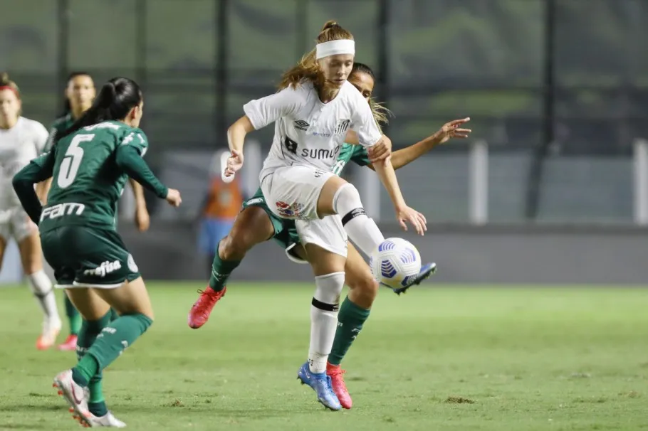 FPF divulga áudio do VAR em pênalti para Palmeiras contra Corinthians