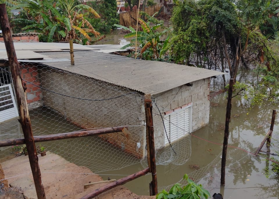 Alagamento atingiu a Rua Ary Sene Silva, no Bairro Jardim Europa Divulgação/ Prefeitura de Cachoeira Paulista