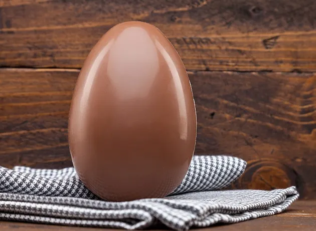 Como acertar o ponto do chocolate para fazer ovo de Páscoa