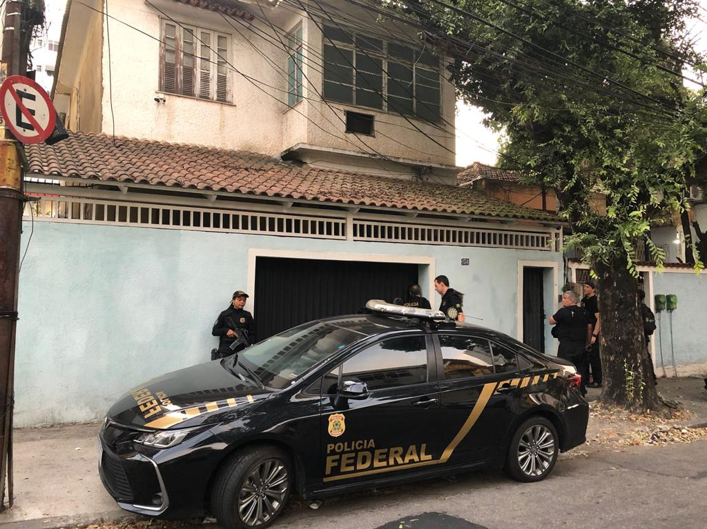 O destino final dos acessórios traficados era uma residência em Vila Isabel Divulgação/Polícia Federal