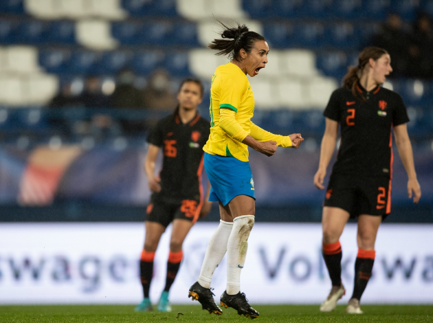 Marta fazendo o gol de empate Thais Magalhães/CBF