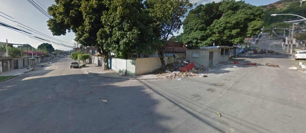 Moradores do Faz Quem Quer, em Rocha Miranda, são baleados Reprodução/ Google Street View