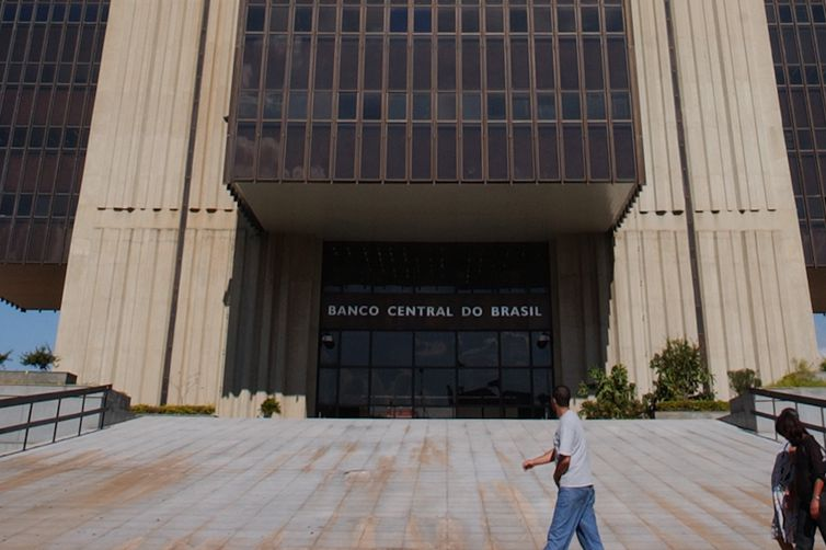 Encontro termina sem acordo e servidores do Banco Central seguem em greve