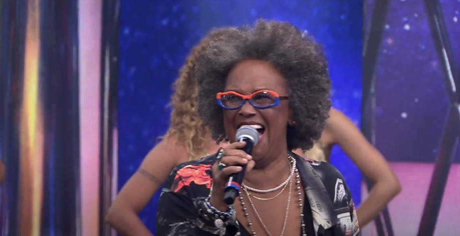 Sandra de Sá apresentou seus sucessos no Faustão Na Band Reprodução/Faustão Na Band