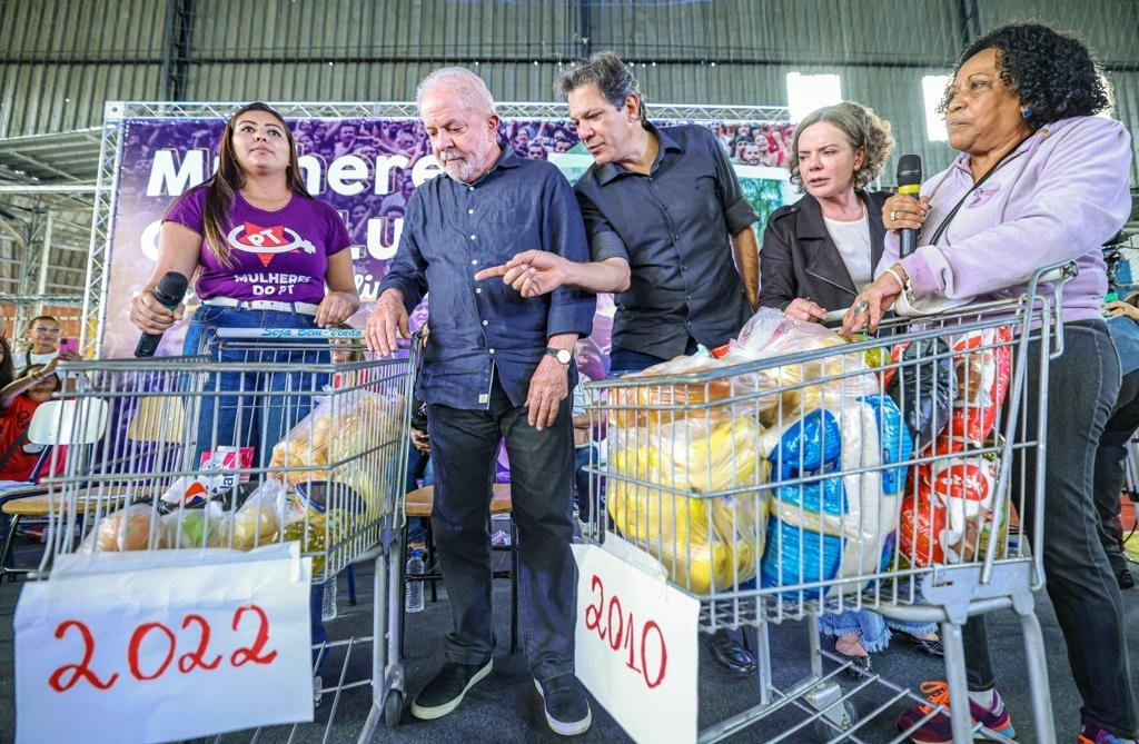 Lula discute custo de vida com famílias na Brasilândia Ricardo Stuckert 