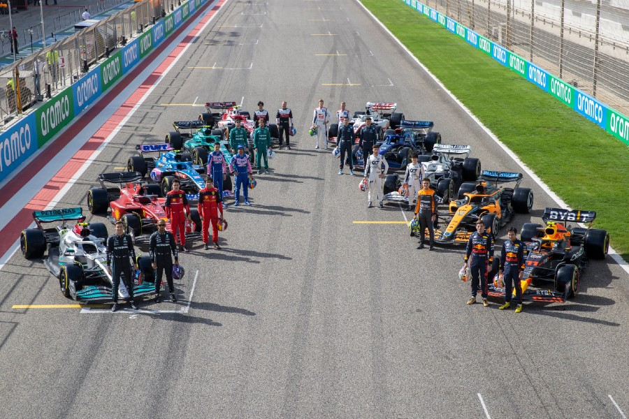 Vídeo: Hulkenberg gira e bate no segundo treino livre do GP de Abu