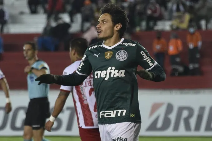 Raphael Veiga chegou a 14 gols pelo Palmeiras na Copa Libertadores