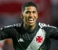 Raniel marcou para o Vasco