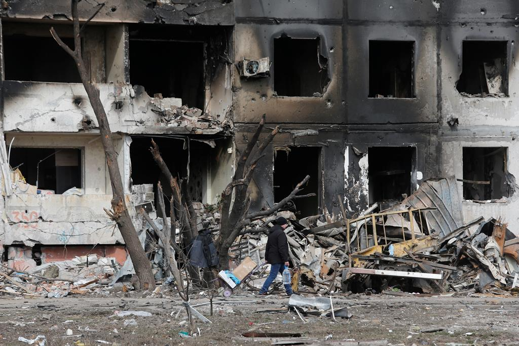 Edifício destruído em Mariupol, na Ucrânia  Foto: Alexander Emochenko/ Reuters 