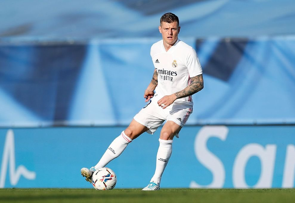 Volante deve desfalcar Real em partidas decisivas Divulgação/Twitter/Toni Kroos