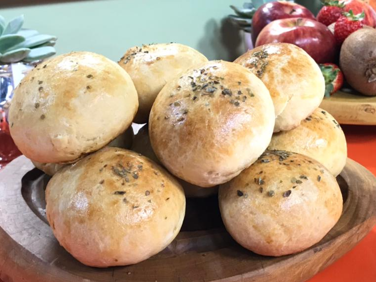 Pão tem presunto e queijo no recheio João Aguilera